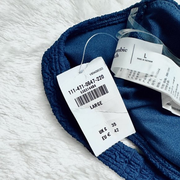 A&F Textured Bandeau Bikini Top NWT - Picture 5 of 5